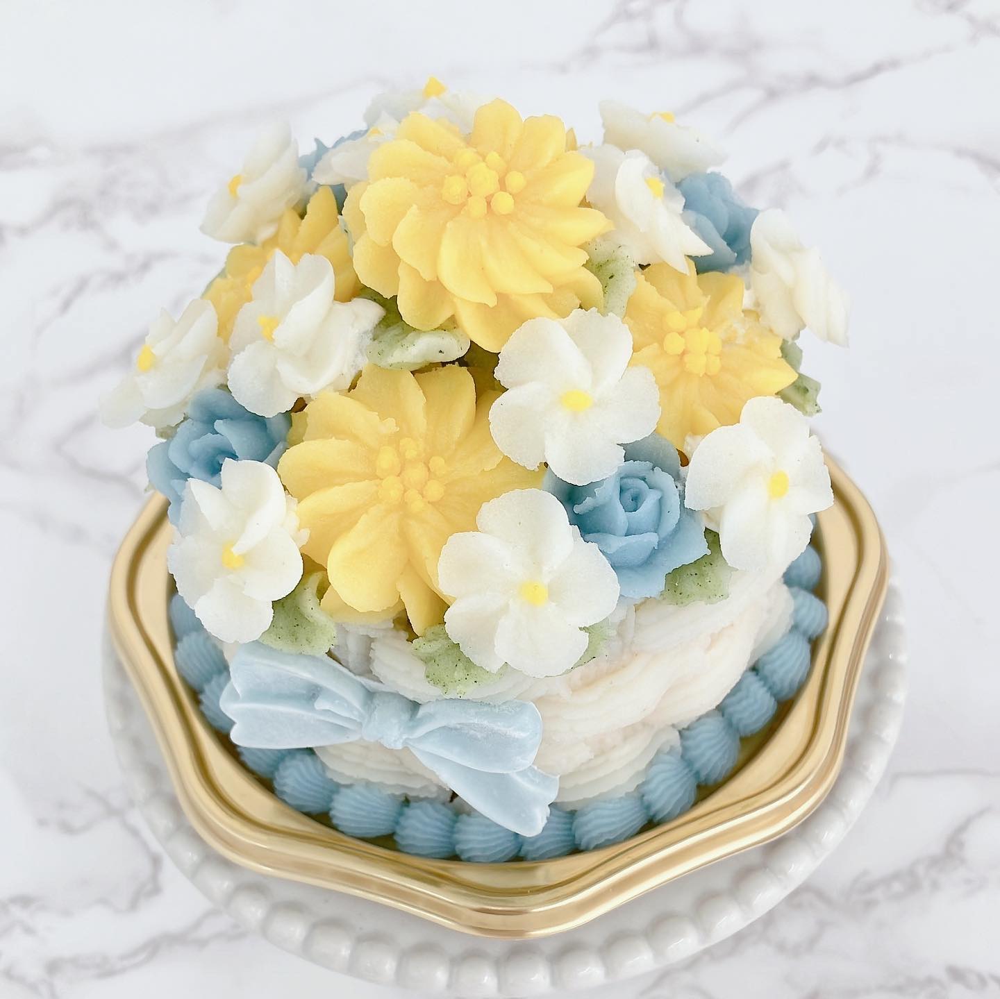 フラワーバスケットケーキ＞<br