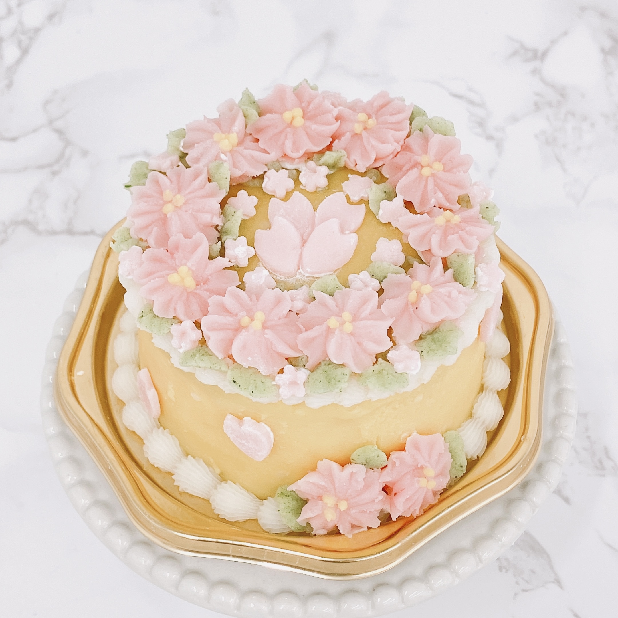 桜のリースケーキ＞<br